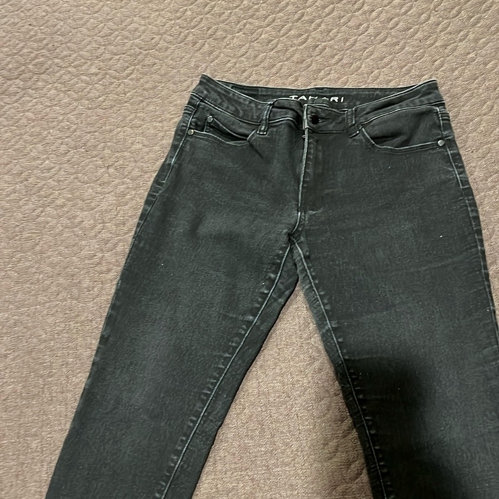 Women’s Black straight jeans by Tahiti!!!great shape !!!